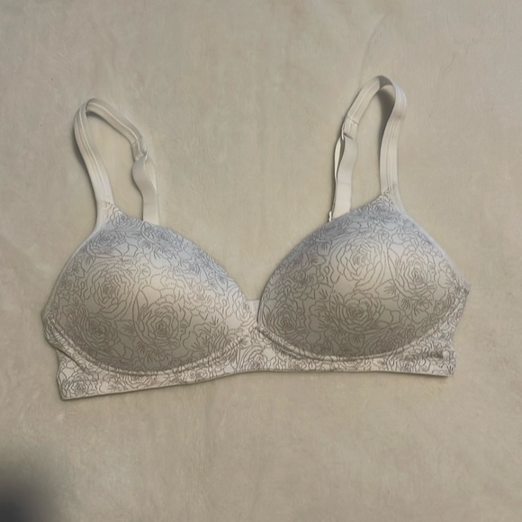 Women’s bra size 36C - Picture 1 of 11